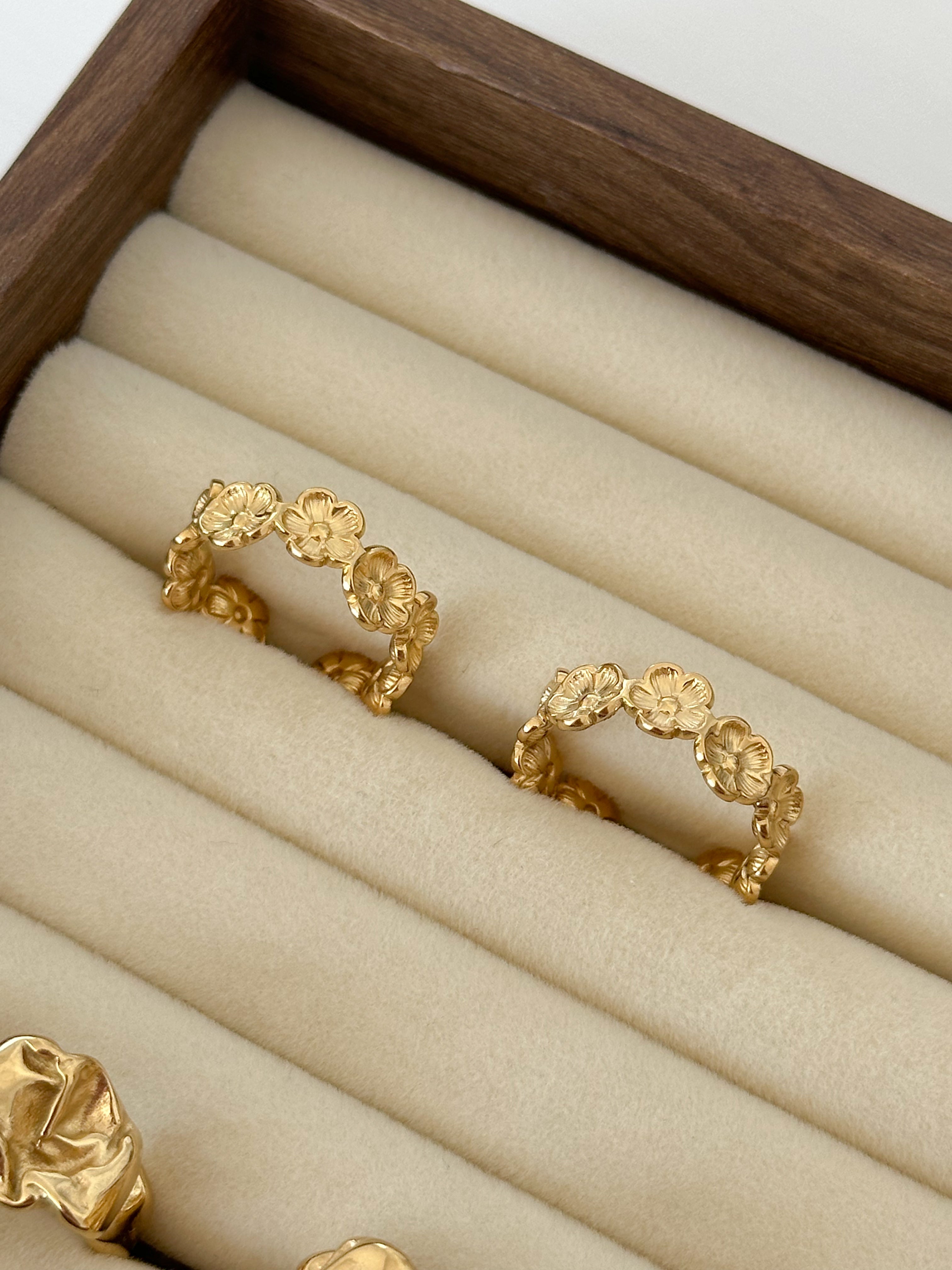 FLORA RING
