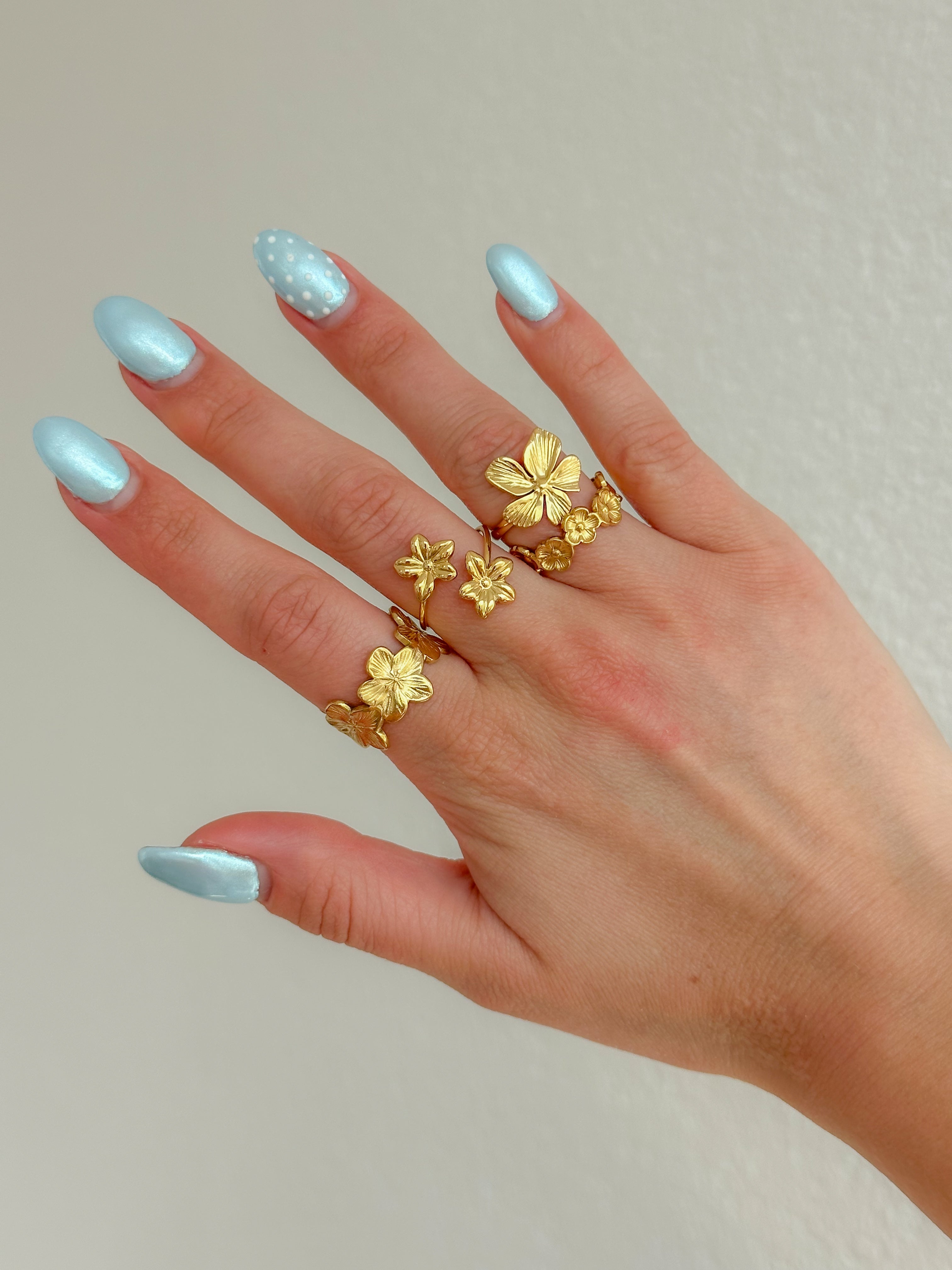 FLORA RING