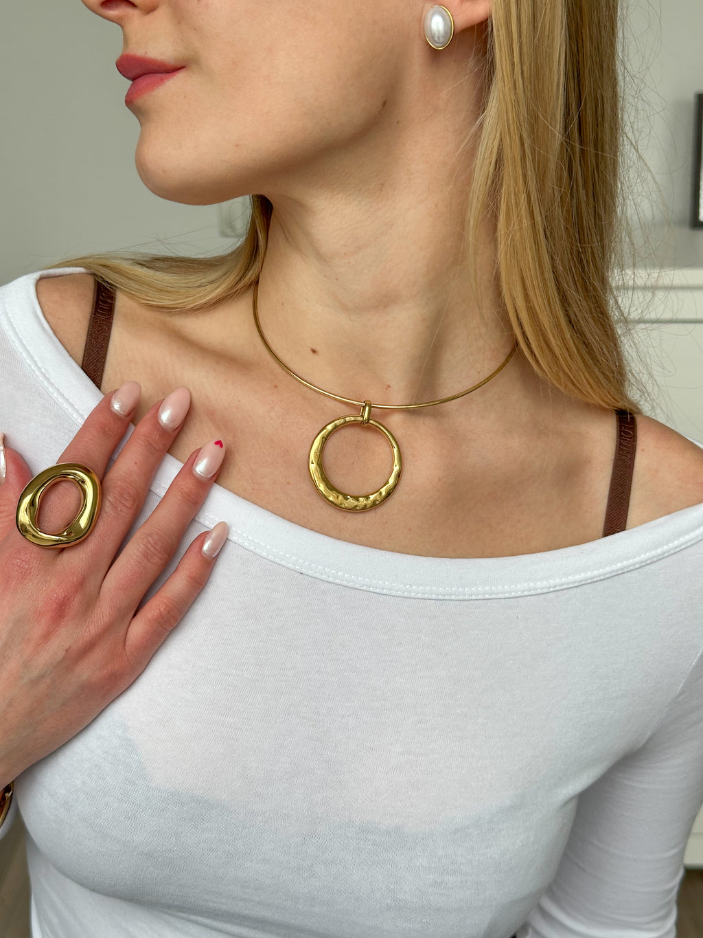 GODESS NECKLACE